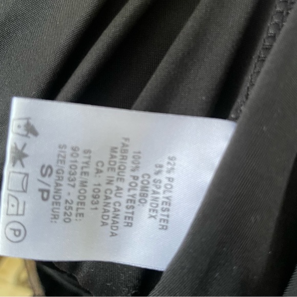 Bellina Layered Tank 🖤 - Picture 5 of 5